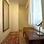 Extravaganza Room and Suite Apartment City Center