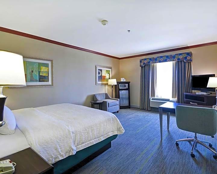 Hampton Inn & Suites Corpus Christi I-37 - Navigation Boulevard