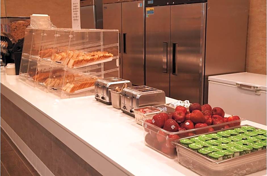 LA Crystal Hotel -Los Angeles-Long Beach Area