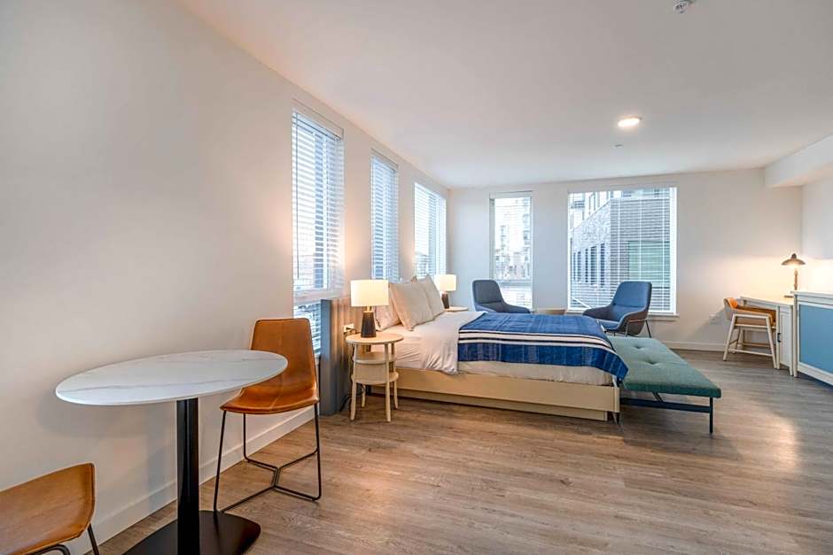 Marina Square Suites