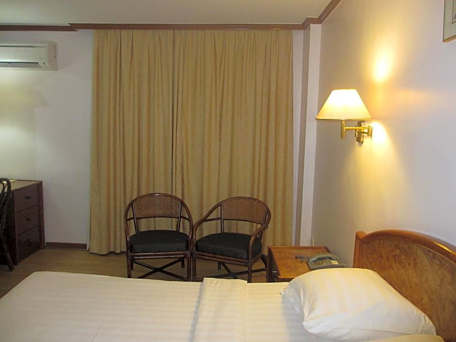 Photo 1 of 6 of Deluxe Double or Twin Room