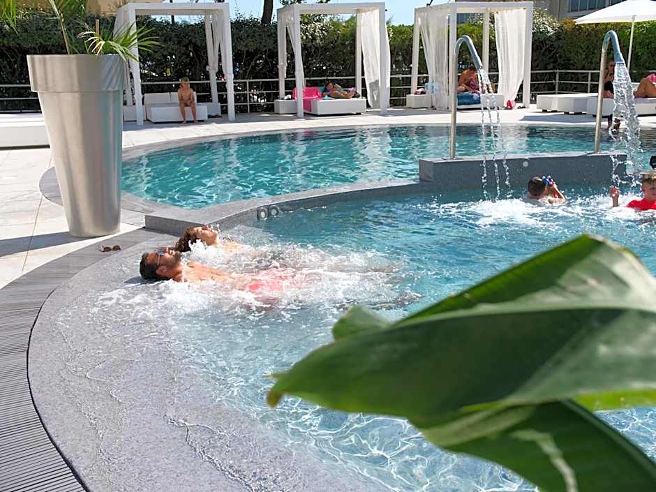 Oxygen Lifestyle Hotel