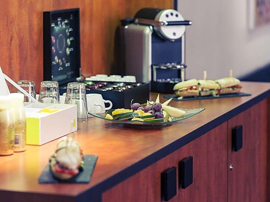 Mercure Maurepas Saint Quentin