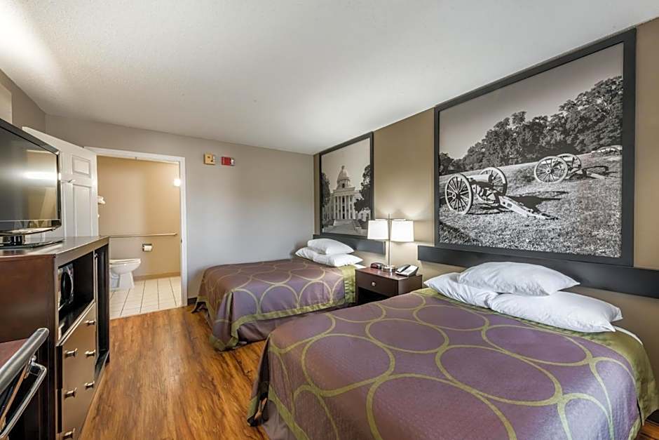 Super 8 by Wyndham Alexander City