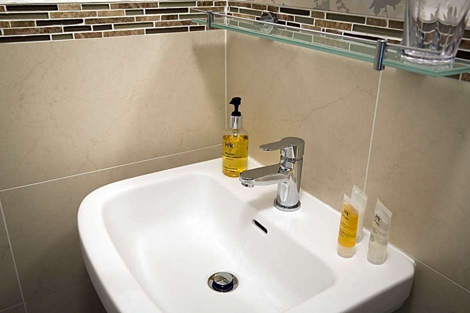 Bramwood Guest House