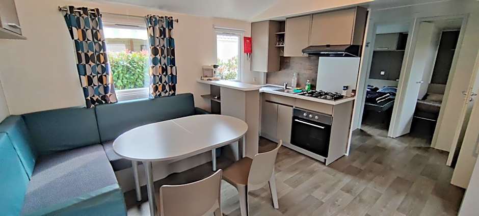 Mobil-home 4chambres-10 couchages - Parking gratuit - 2 accès piscines inclus dès 3 nuitées