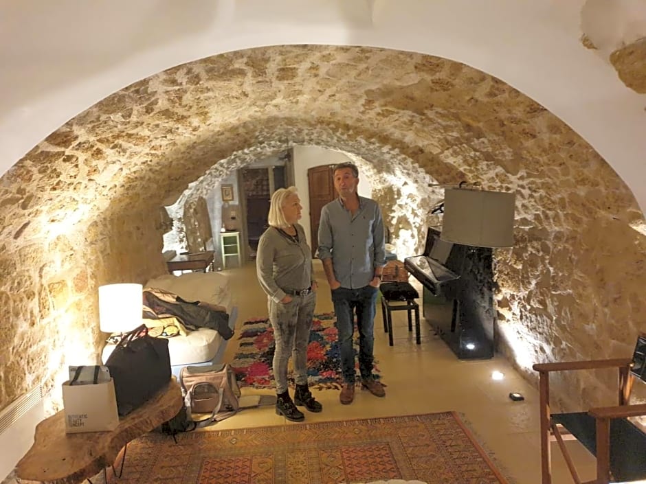 La villageoise, chambre troglodyte pitoresque au c¿ur du village