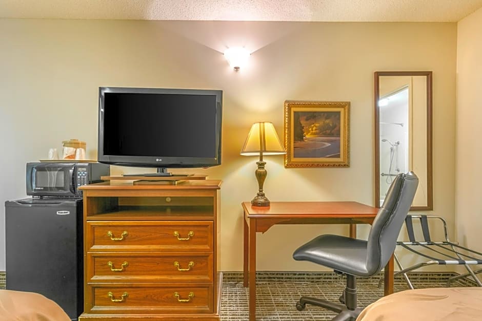 Quality Inn Johnson City