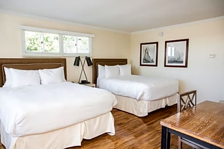 Queen Room with Two Queen Beds