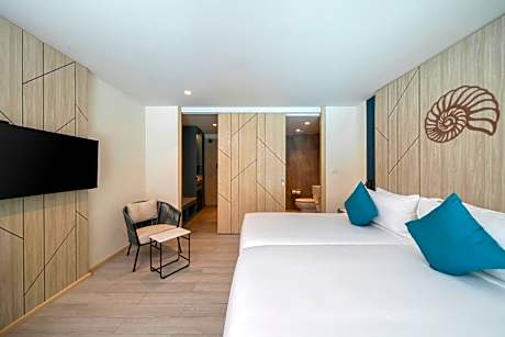 Premium Twin Room Deluxe