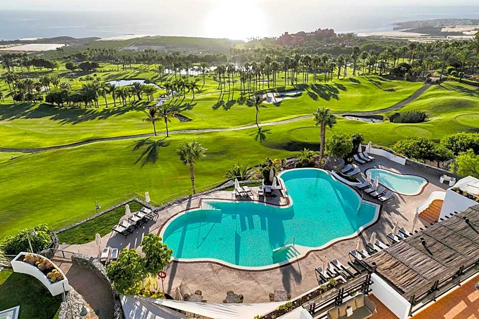 Las Terrazas de Abama Suites
