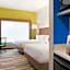 Holiday Inn Express & Suites Cincinnati NE - Red Bank Road By IHG