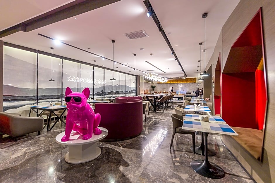 Rezen Select Hotel Lanzhou West Railway Station