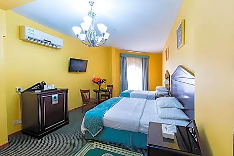 Family Room (2 Adults + 1 Child)