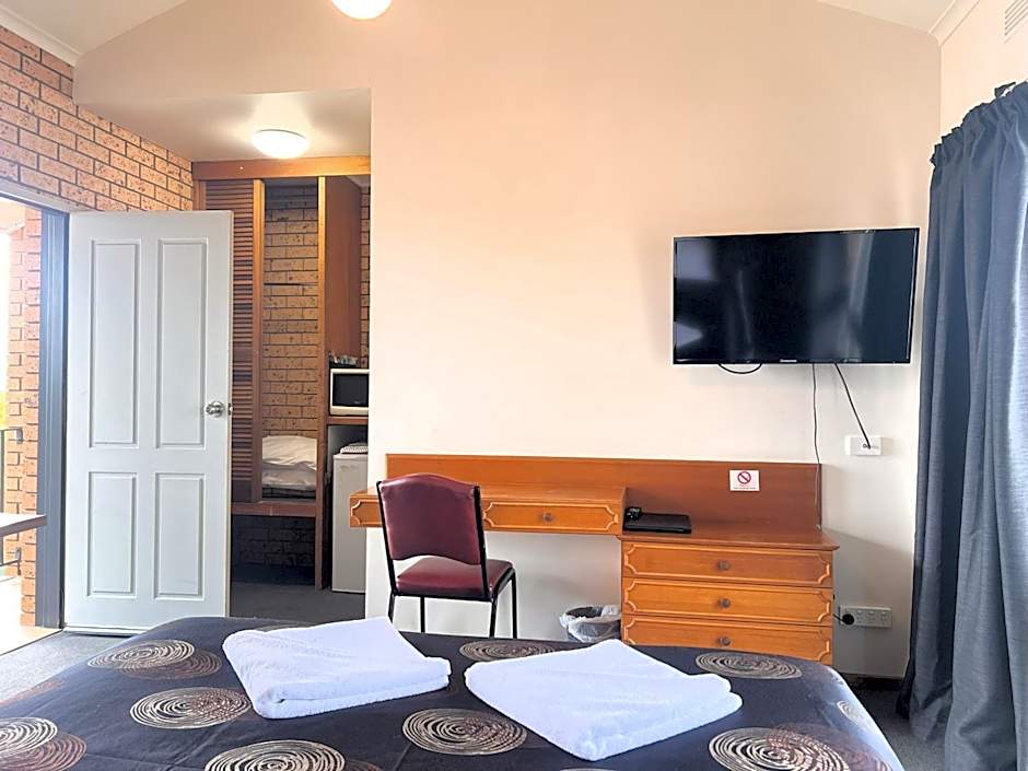 Colac Mid City Motor Inn