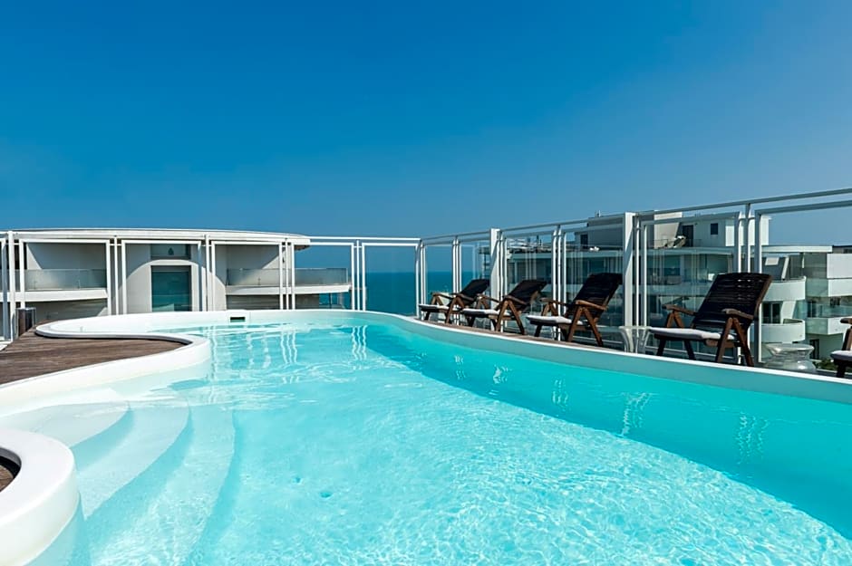 Photo 1 of 50 of Perla Verde Hotel