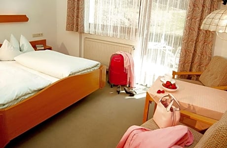 Double Room in Guest House