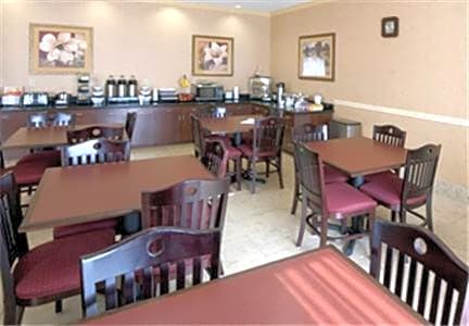 Americas Best Value Inn & Suites Livingston