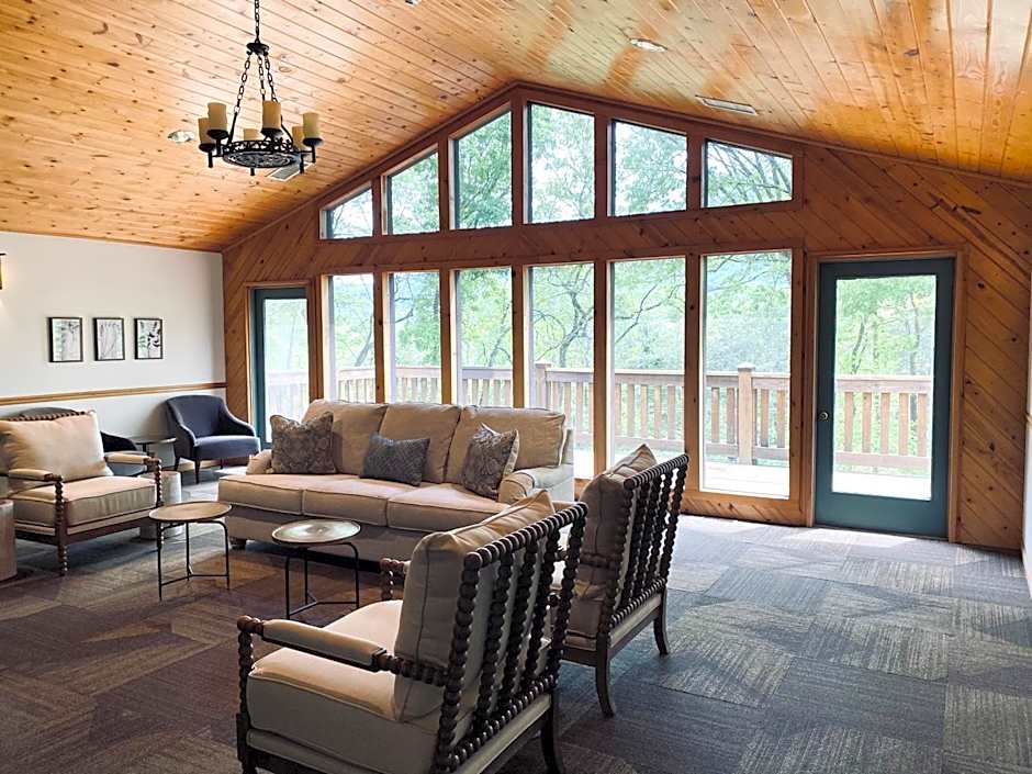 Sylvan Valley Lodge and Cellars