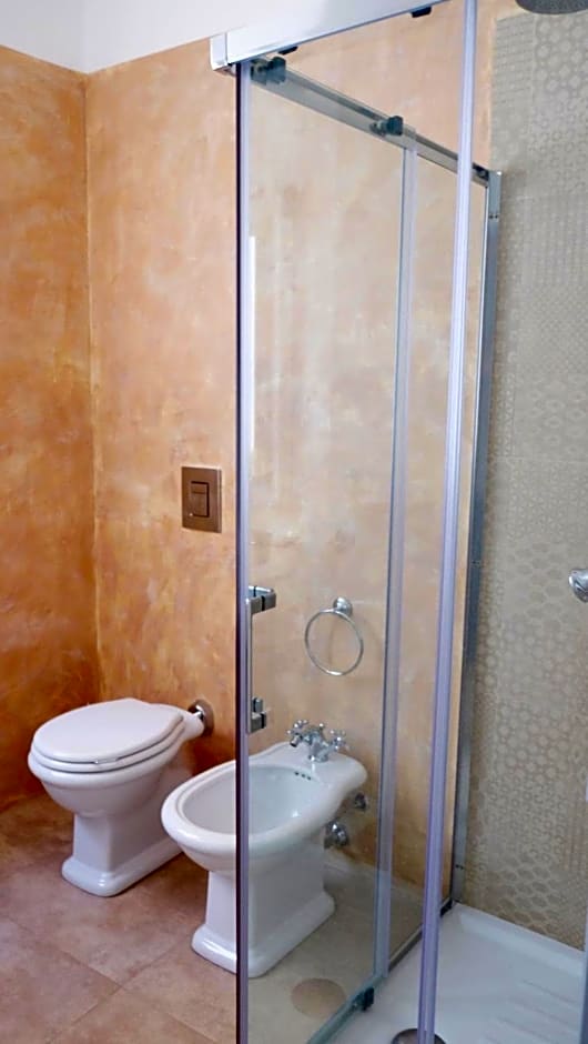 Hostmate - Milano - Vespri Siciliani