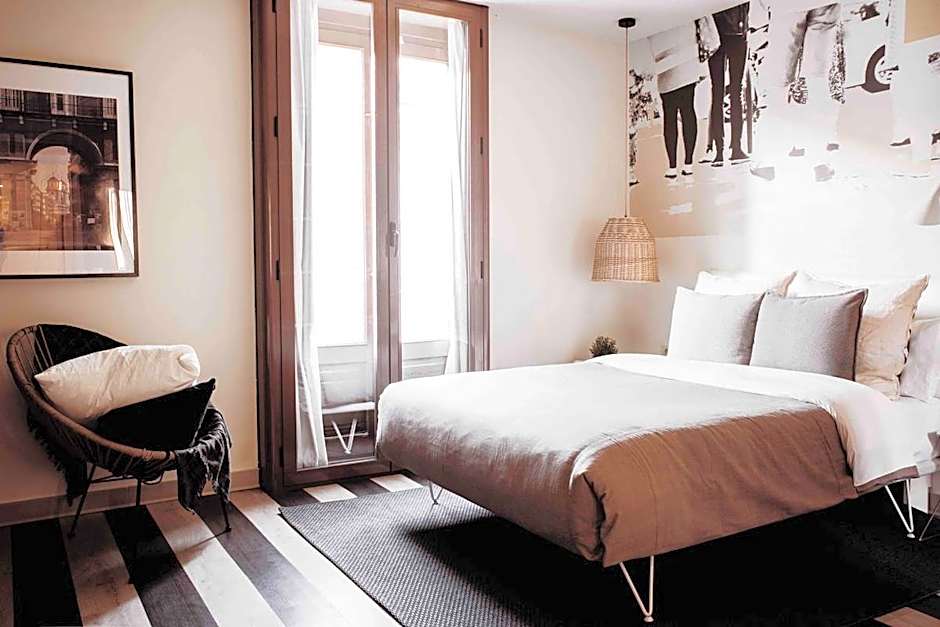 Foto 1 dari 10 — Superior Balcony Room