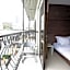 Bed by City Surawong Patpong