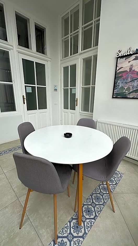 Carol Residence - ultra central - powered by NEO