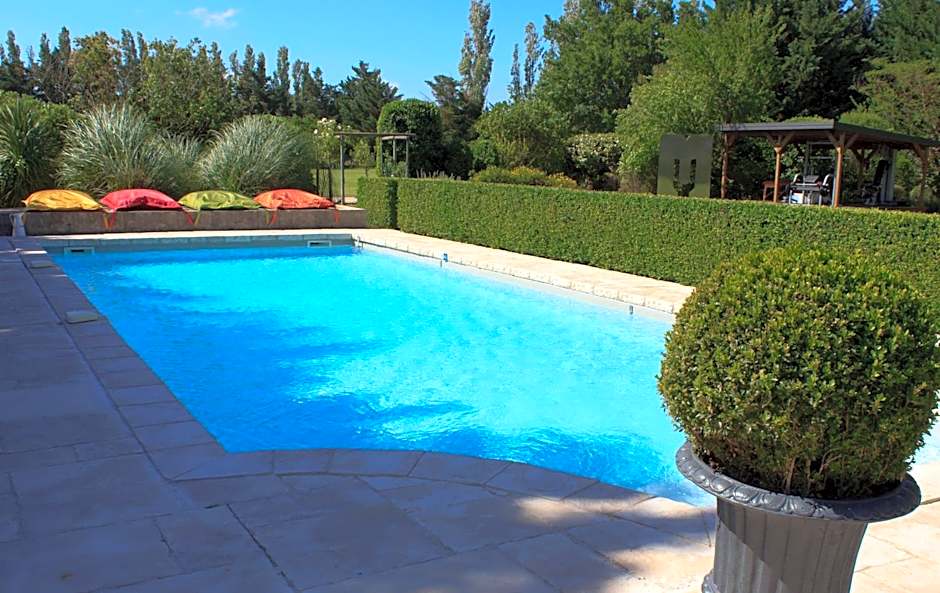 Les Carmes and spa