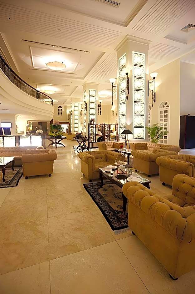 Sunrise Nha Trang Beach Hotel & Spa