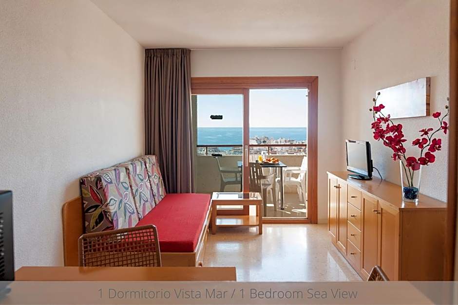 Apartamentos La Era Park