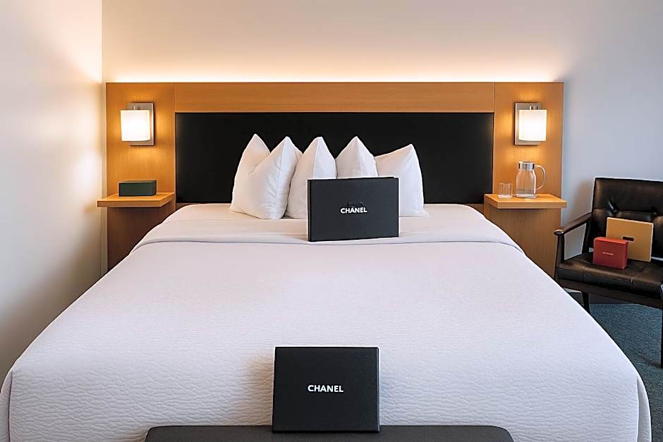 The Live Hotel