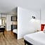 Adagio Access Paris Vanves Porte De Versailles Aparthotel