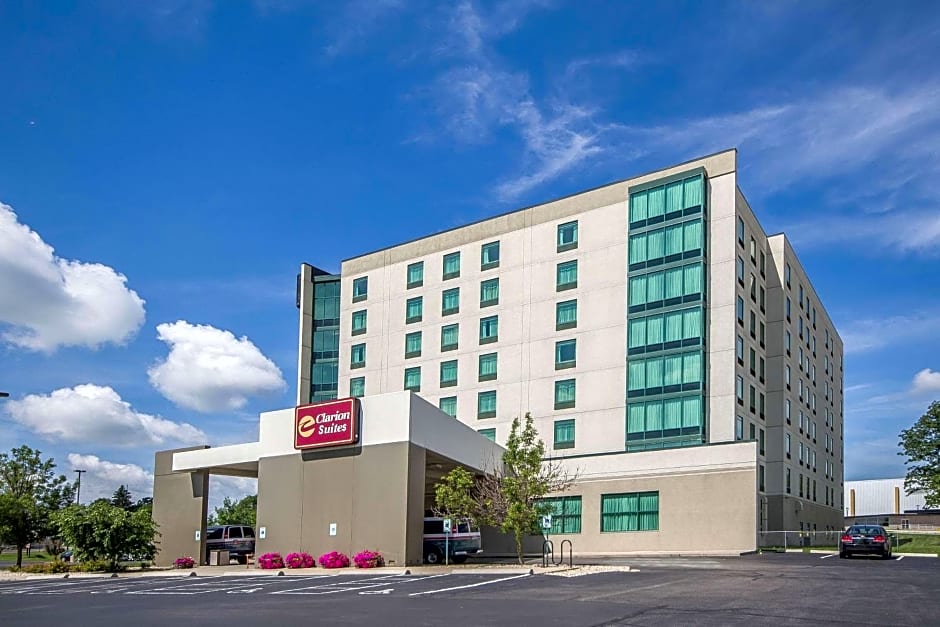 Clarion Suites At The Alliant Energy Center – Madison, WI