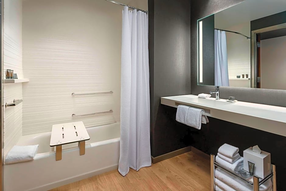 AC Hotel by Marriott Chapel Hill Downtown