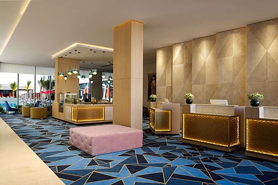 Maani Muscat Hotel and Apartments