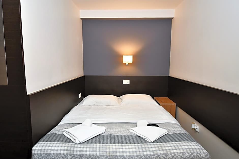 Sleepinn Gdansk Airport