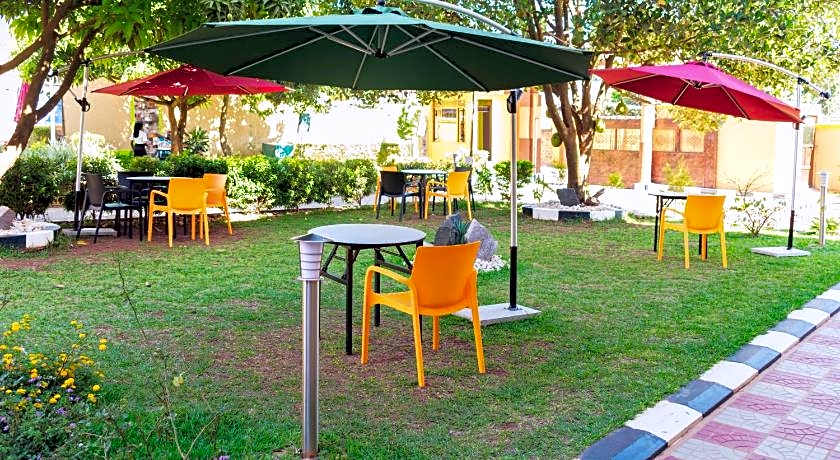 Sibyangu Standard Hotel