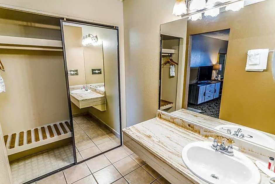 Montrose Valley Lodge