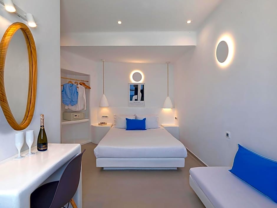 Tatakis Design Hotel, Fira