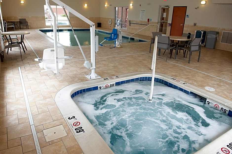 Holiday Inn Express & Suites Ironton By IHG