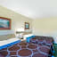 Super 8 by Wyndham Canandaigua