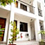 The Palines Apartment Hotel - Muntinlupa Near Evia