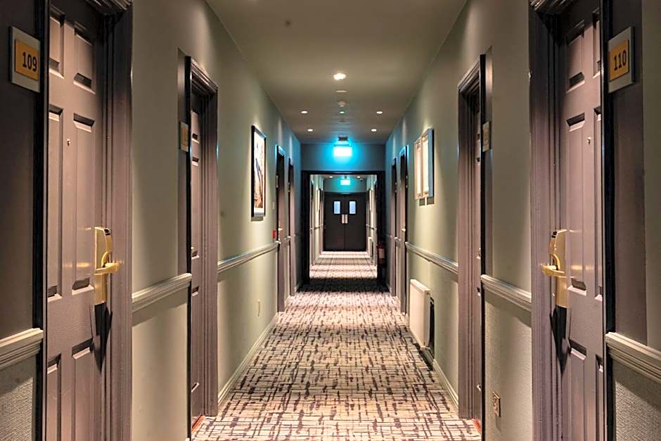 Cahir House Hotel