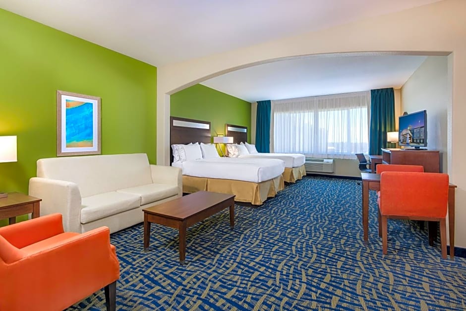 Holiday Inn Express Hotel and Suites Monahans I-20