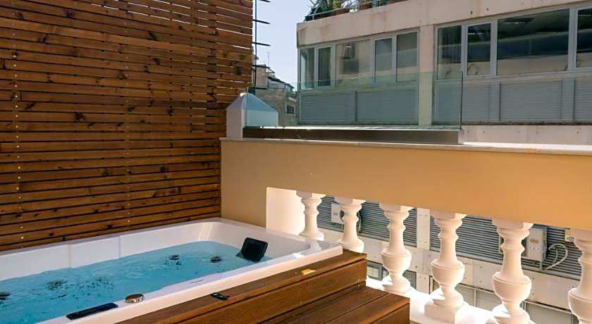 Praxitelous Luxury suites