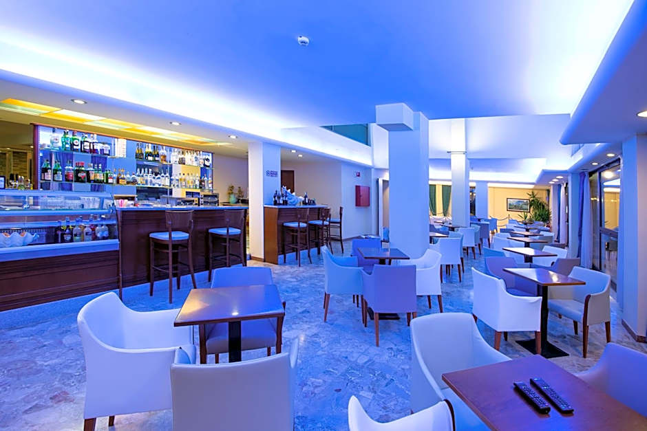 Hotel Columbus