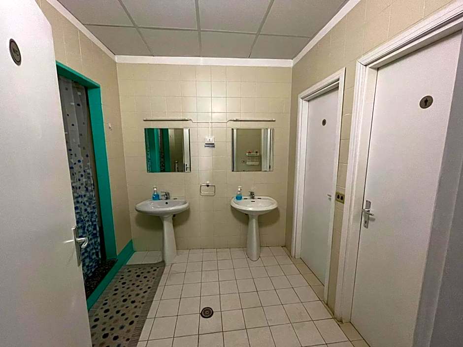 Acqua Piatta - L'Ostello del Canoa