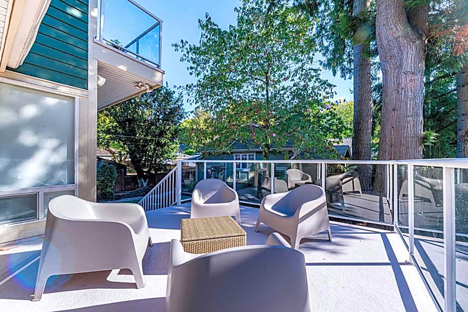 Three-Tree Villa-Central Location