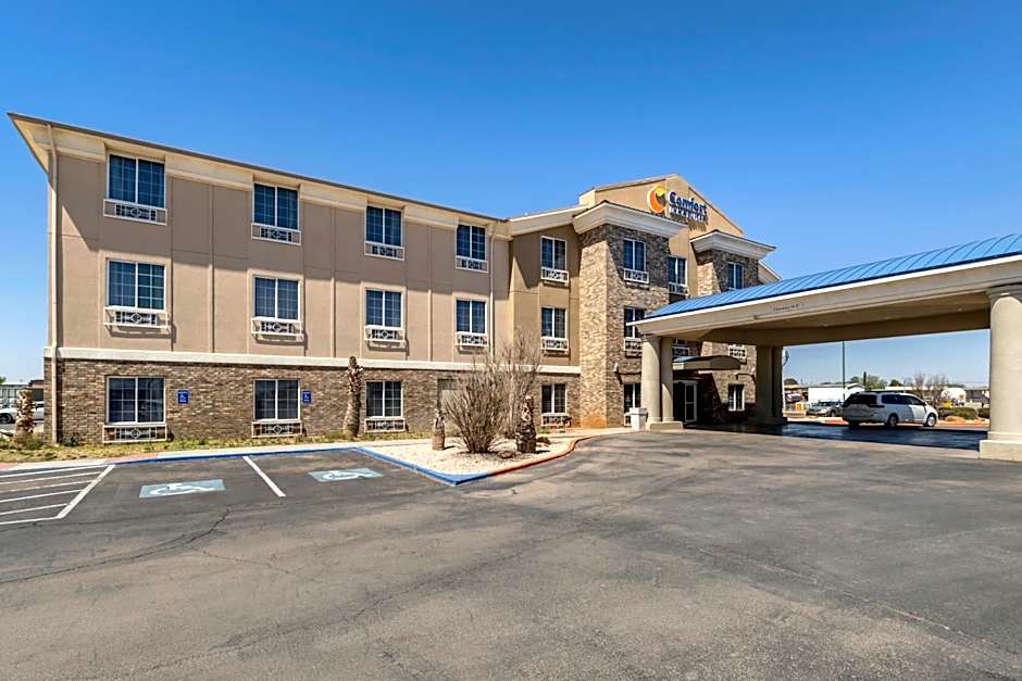 Comfort Inn & Suites