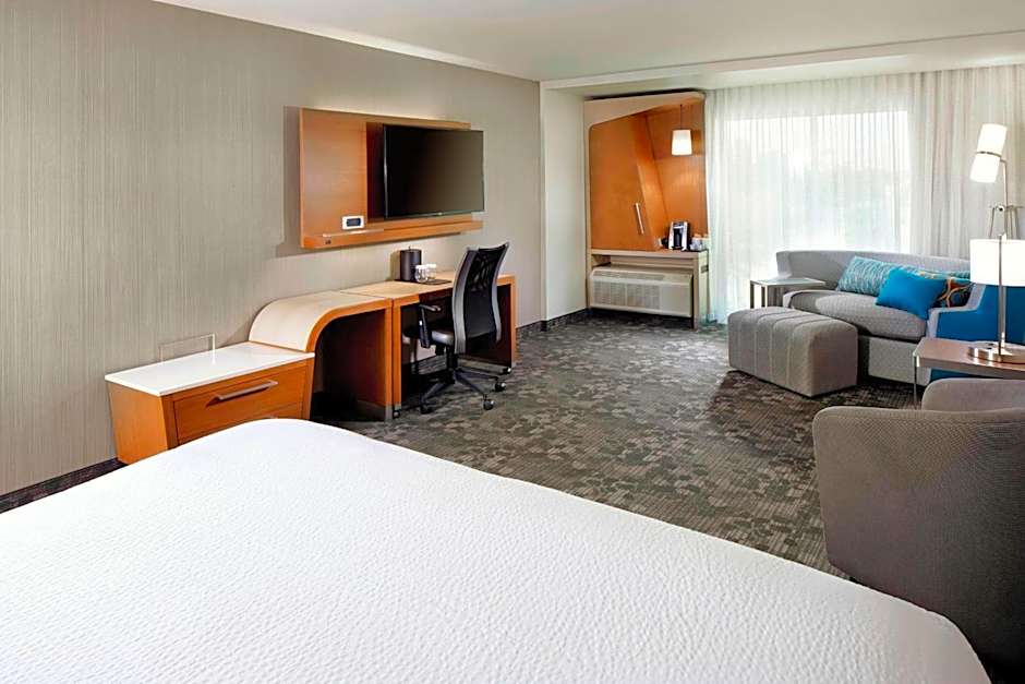 Courtyard by Marriott Houston Intercontinental Airport